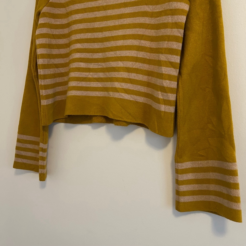 Moth Anthropologie Mock Neck Sweater Yellow Striped Knit Size Small Soft Cozy - Picture 10 of 11